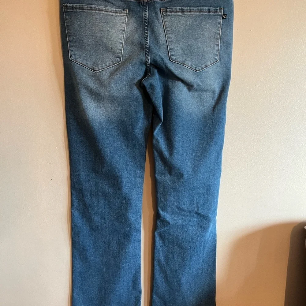 Tahari Light Blue Denim Jeans - Picture 2 of 5